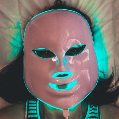 The Rosacea Light Therapy Mask